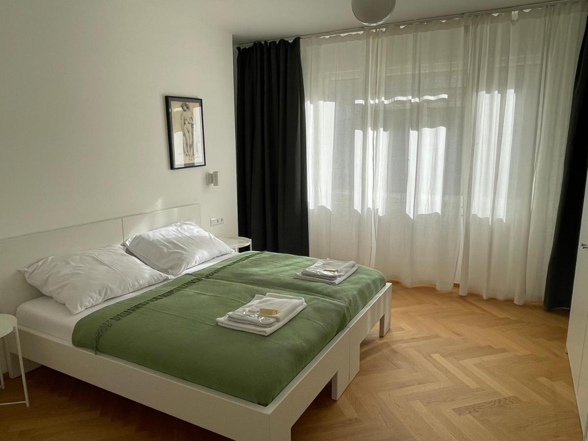 Skau Dunajska Family Two Bedroom Apartment Old Town Bratislava Exterior foto