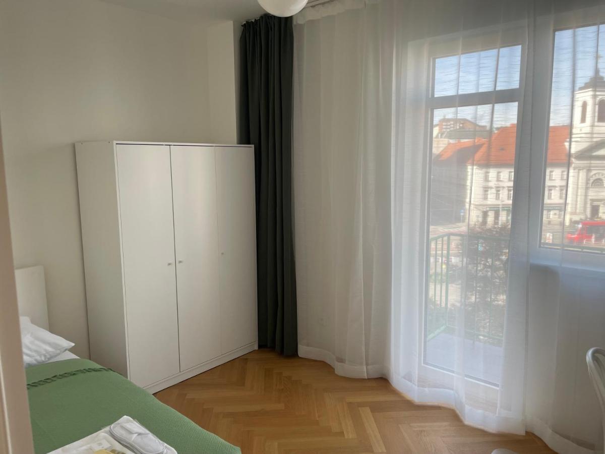 Skau Dunajska Family Two Bedroom Apartment Old Town Bratislava Exterior foto