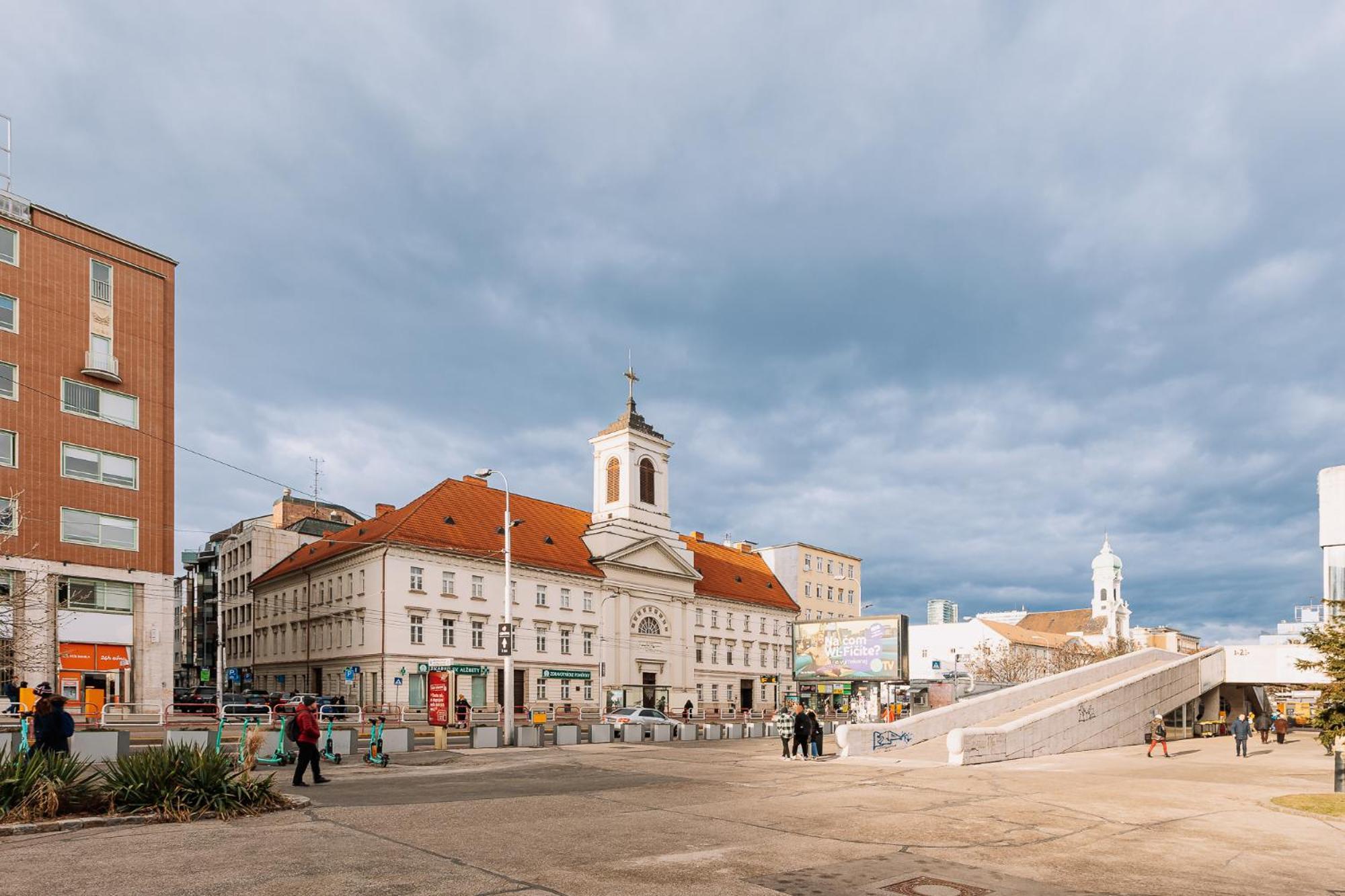 Skau Dunajska Family Two Bedroom Apartment Old Town Bratislava Exterior foto