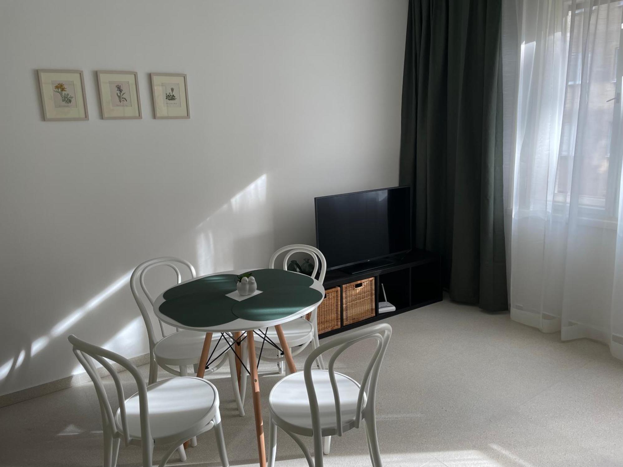 Skau Dunajska Family Two Bedroom Apartment Old Town Bratislava Exterior foto